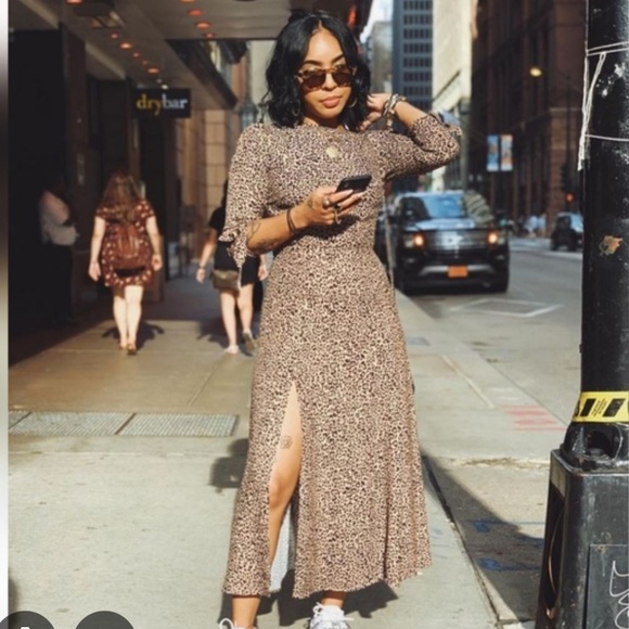 Reformation Leopard Cheetah Zelda Slit Dress - Picture 4 of 7